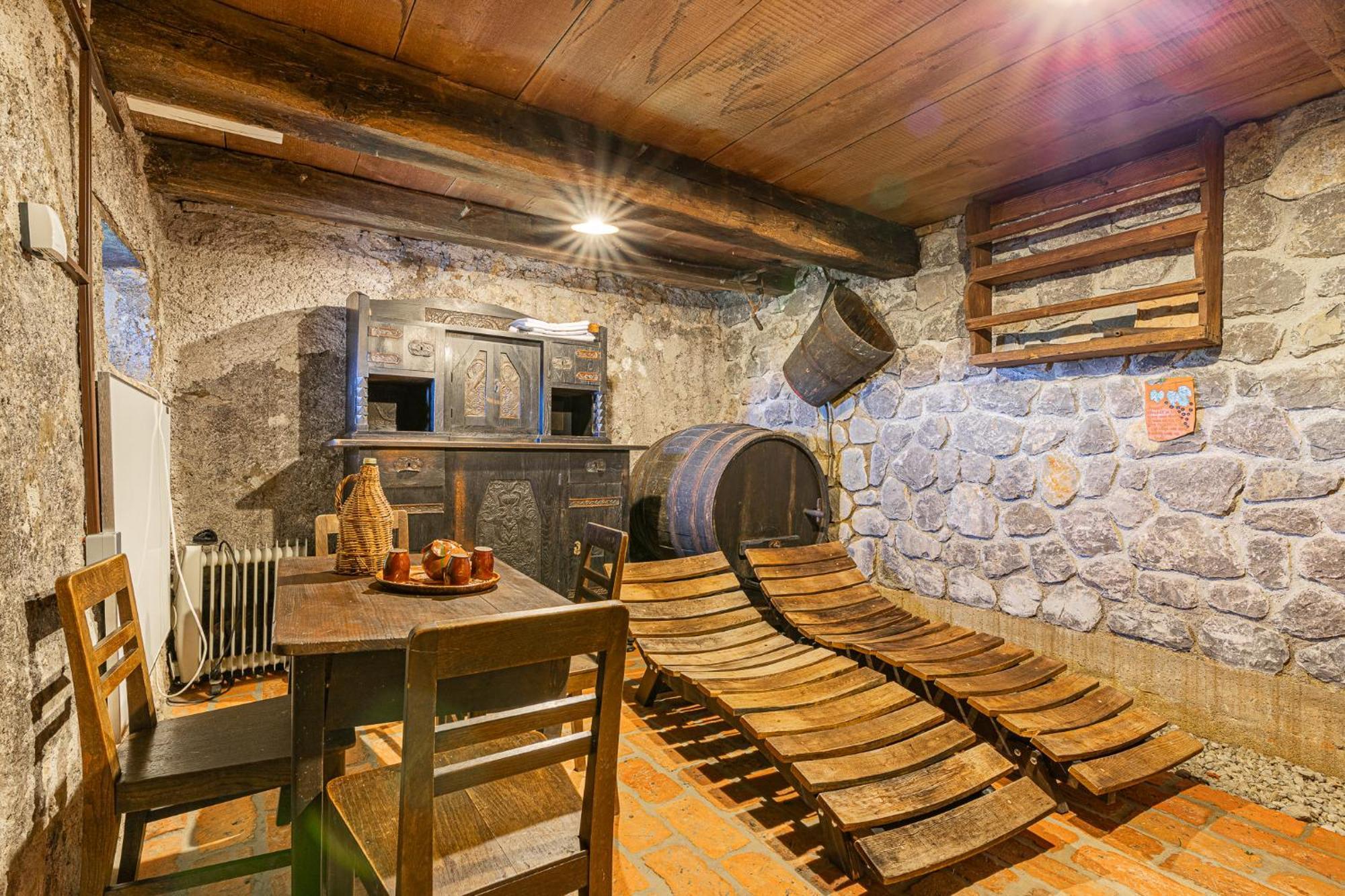 Vineyard Cottage Skatlar Otocec Exterior photo